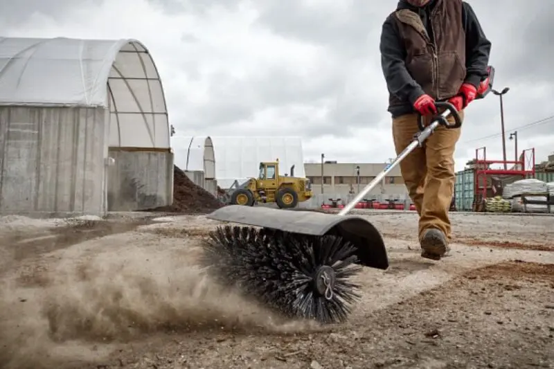 Milwaukee M18 Fuel Quik-Lok Bristle Brush Attachment (49-16-2741)