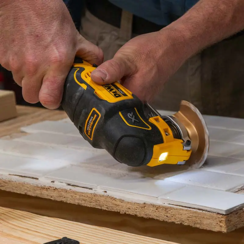 DeWalt 20V Max XR Brushless DCS356 Oscillating Multi-Tool