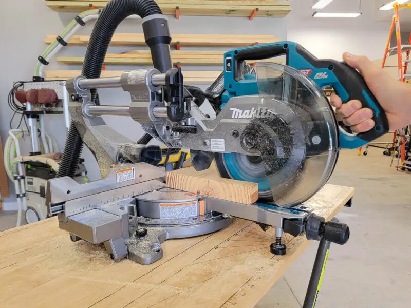 Makita XGT 8 1/2-Inch Miter Saw