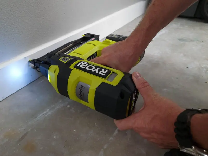 Ryobi 18V 16-gauge Straight Finish Nailer